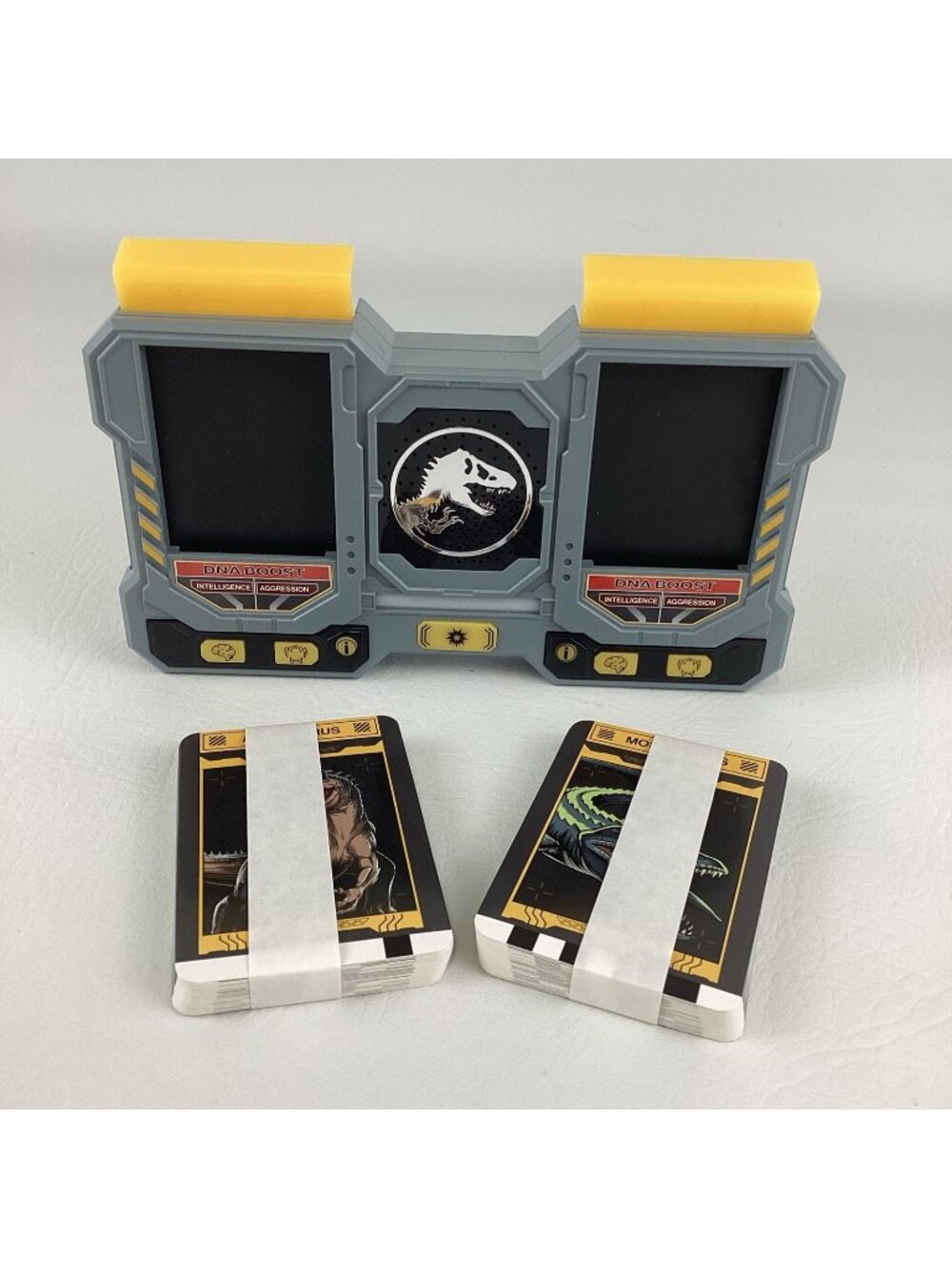 Jurassic World Dueling Dinosaur Ultimate Battle Card Electronic Interactive Game